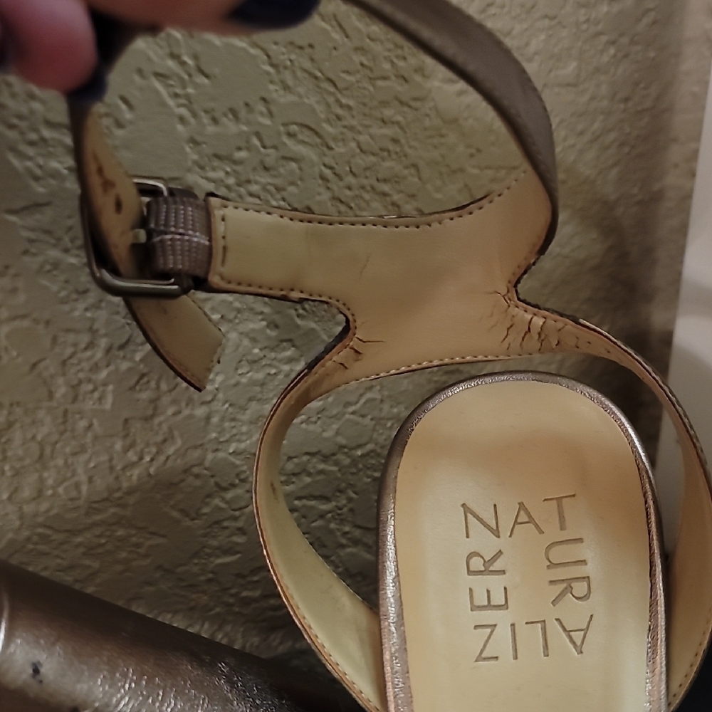 Naturalizer Women's Metallic Gold Sandals - Picture 5 of 5
